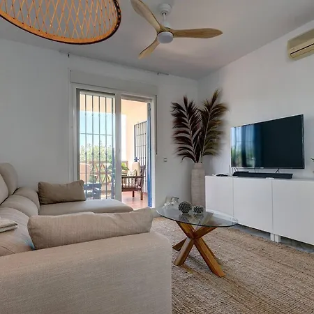 105 Welcoming Andalusian Style 2 Bed With Views Of Miraflores Golf Lejlighed