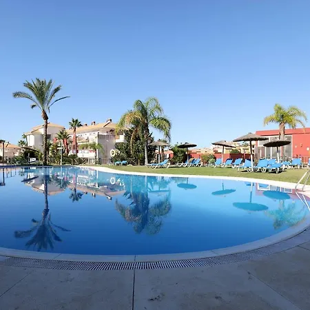 105 Welcoming Andalusian Style 2 Bed With Views Of Miraflores Golf * Sitio de Calahonda
