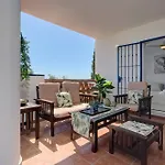 105 Welcoming Andalusian Style 2 Bed With Views Of Miraflores Golf