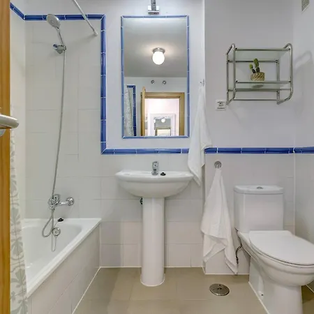 105 Welcoming Andalusian Style 2 Bed With Views Of Miraflores Golf Sitio de Calahonda