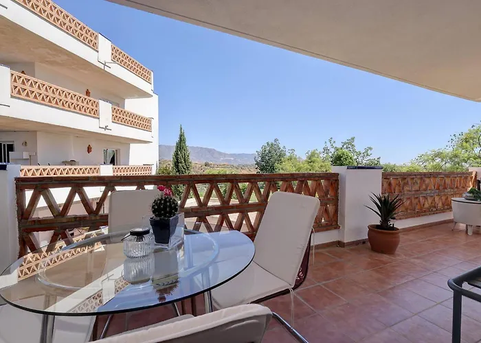 105 Welcoming Andalusian Style 2 Bed With Views Of Miraflores Golf Apartament *