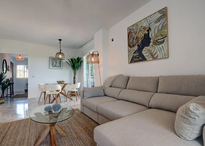 Apartament 105 Welcoming Andalusian Style 2 Bed With Views Of Miraflores Golf